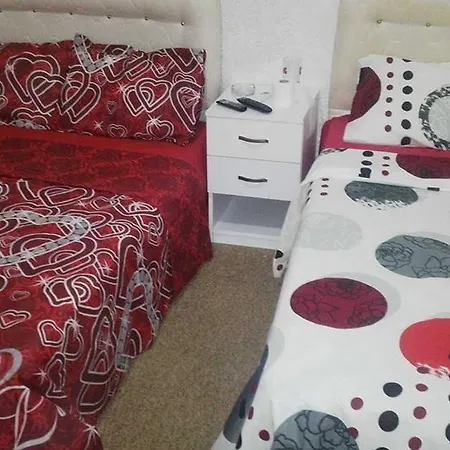 Parliament בודרום