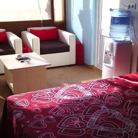 Parliament Bed and Breakfast *